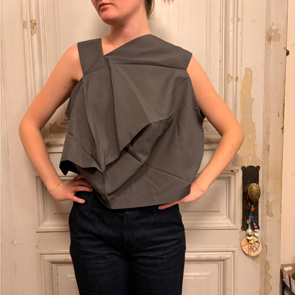Issey Miyake 1325 line Fractal Solid Woven Top - Picture 7 of 7